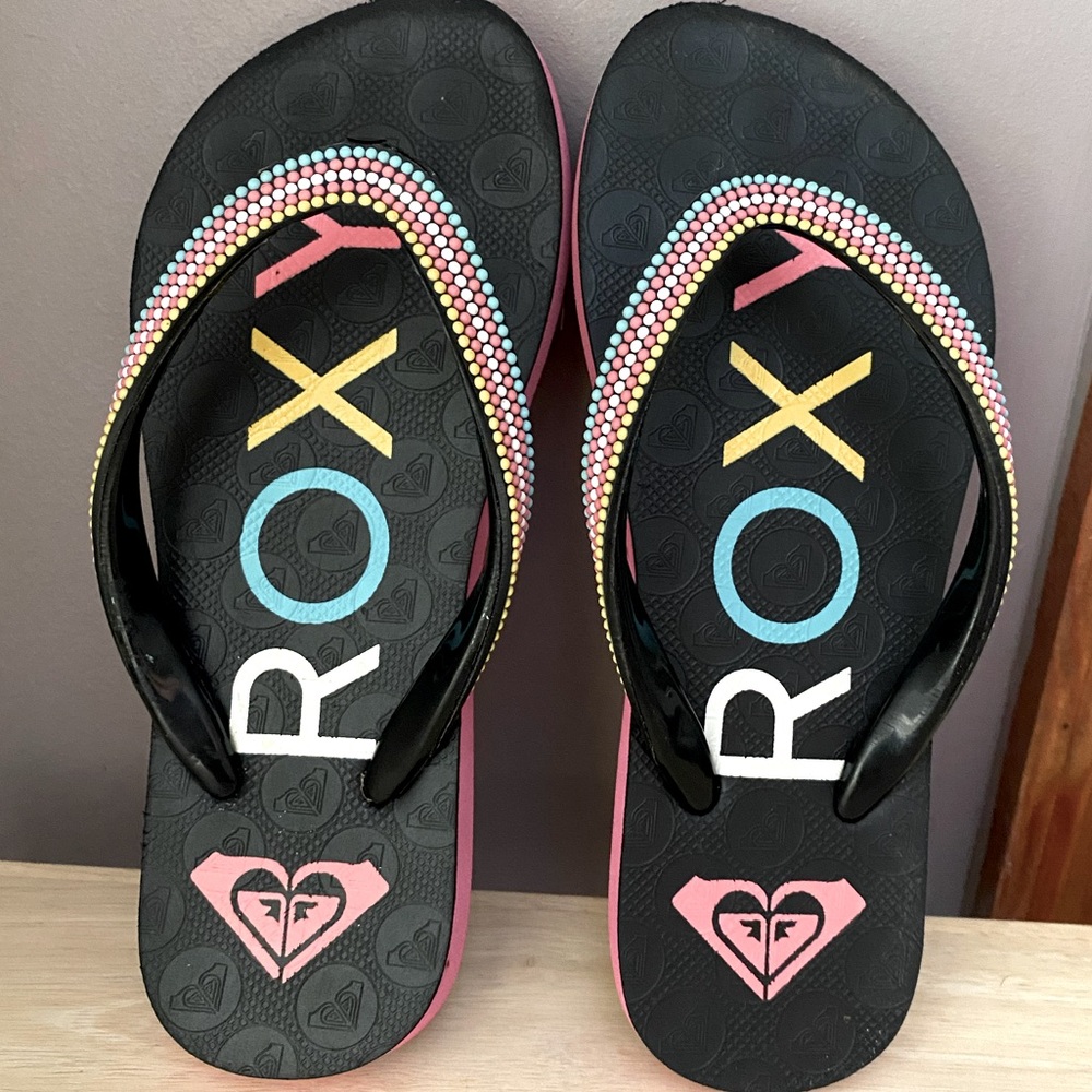 Roxy flip flops